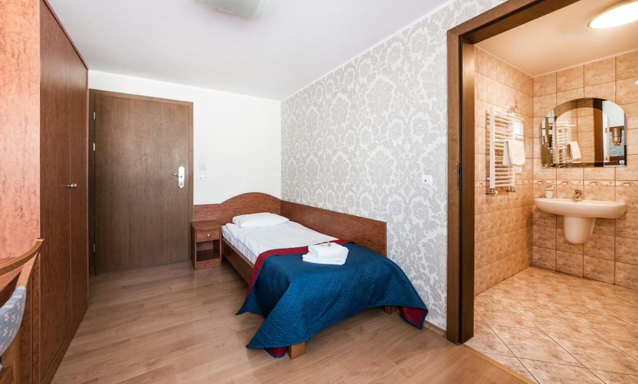 Gosciniec Witomino Bed and Breakfast Gdynia Buitenkant foto